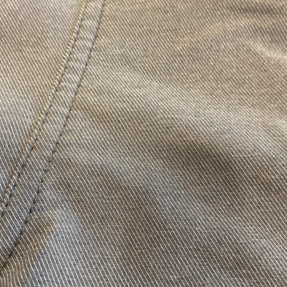 Kuhl Mens 30 waist. Gray walking shorts. Classic style. Excellent condition - Picture 4 of 6